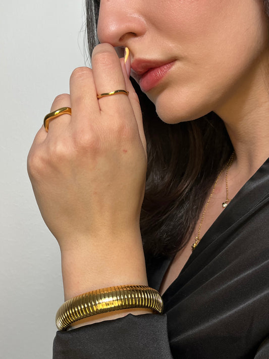 Thin Wave Ring