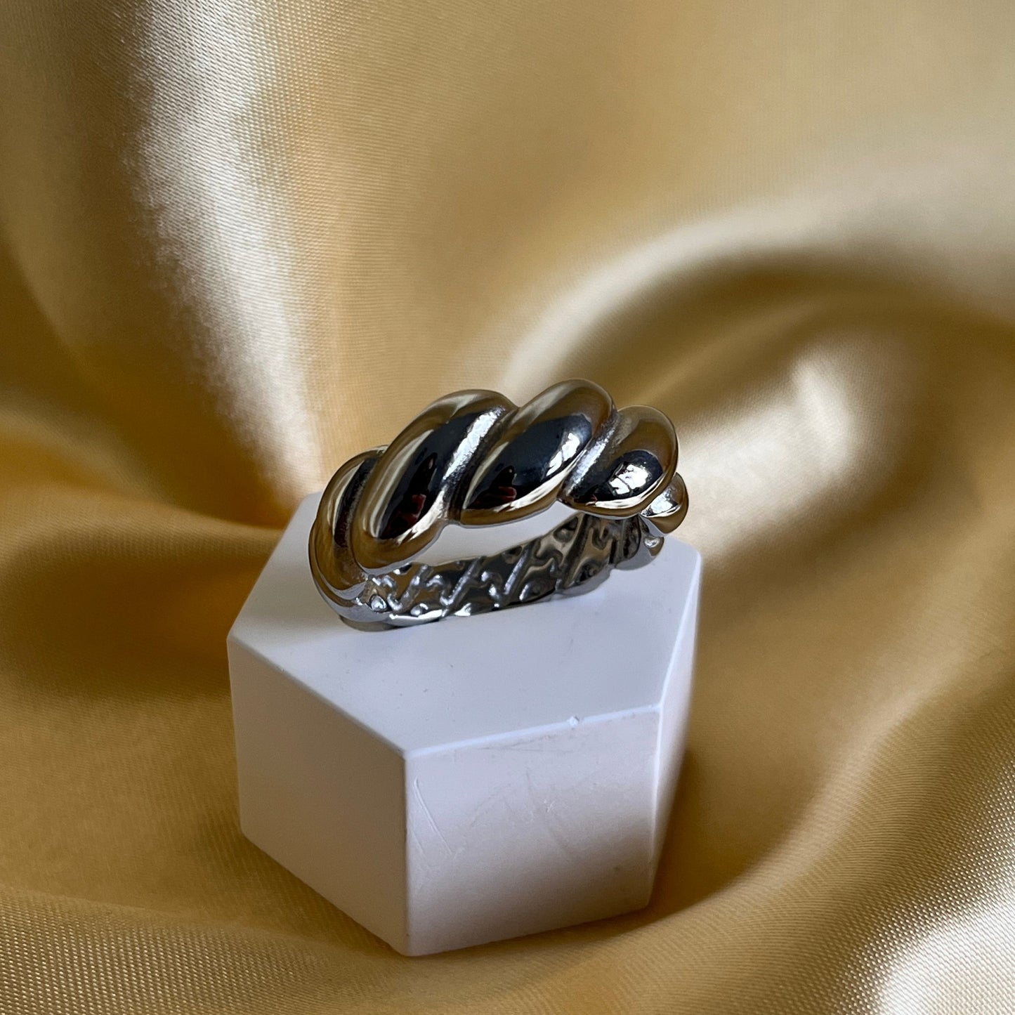 Ayla Ring