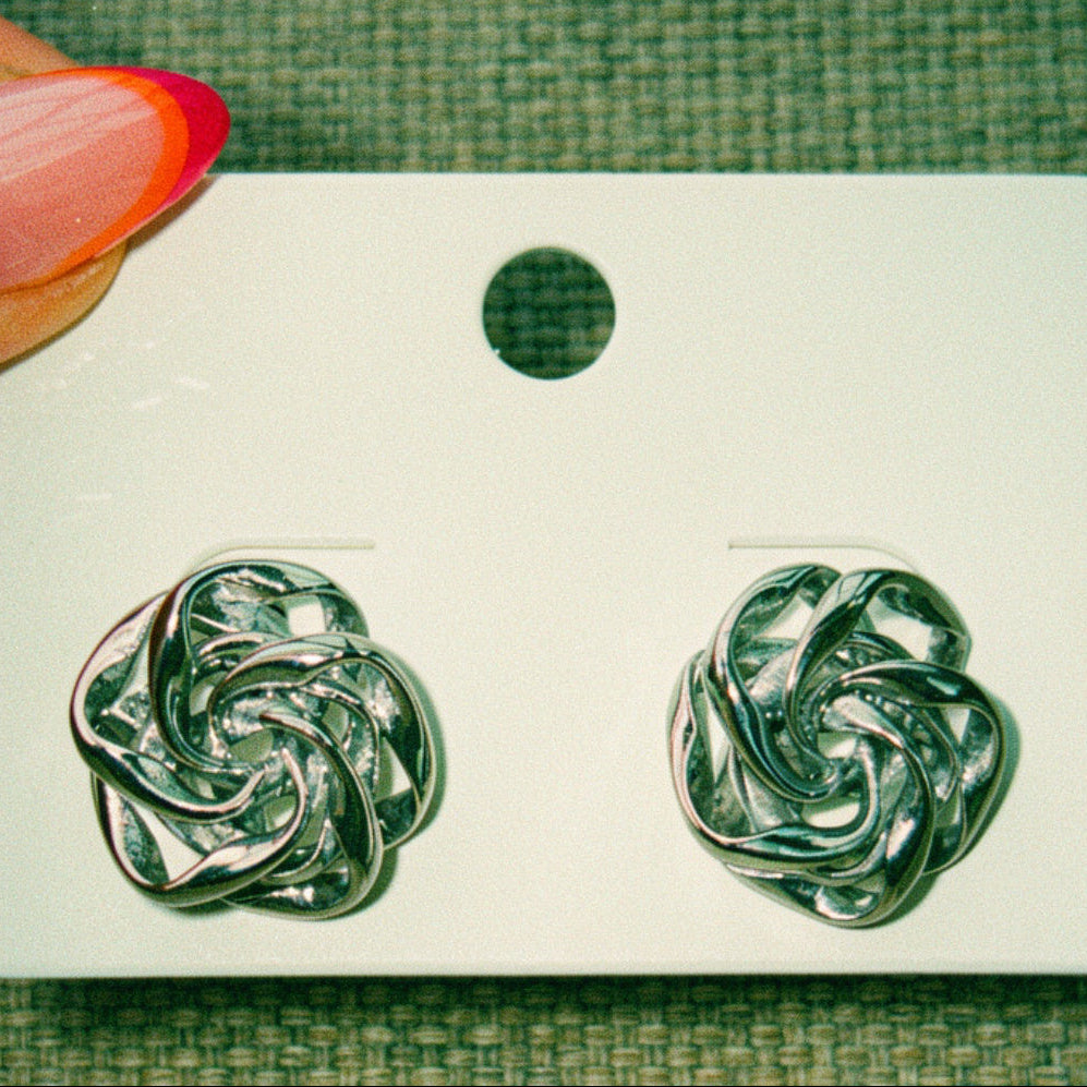 Rosette Studs