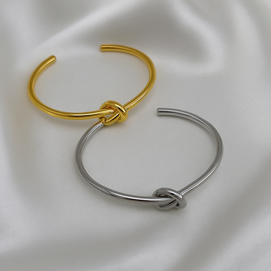 Unity Knot