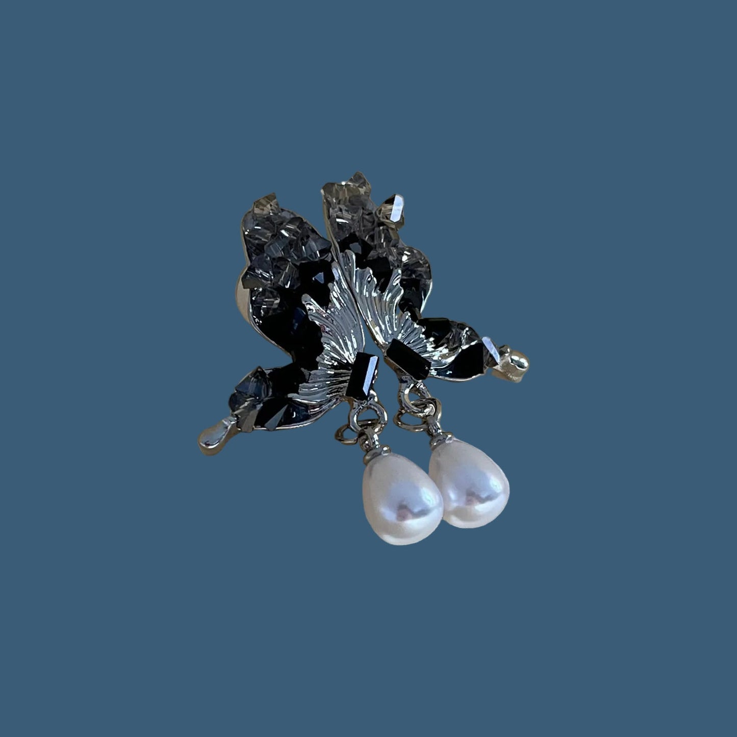 Flutura Black Pearl