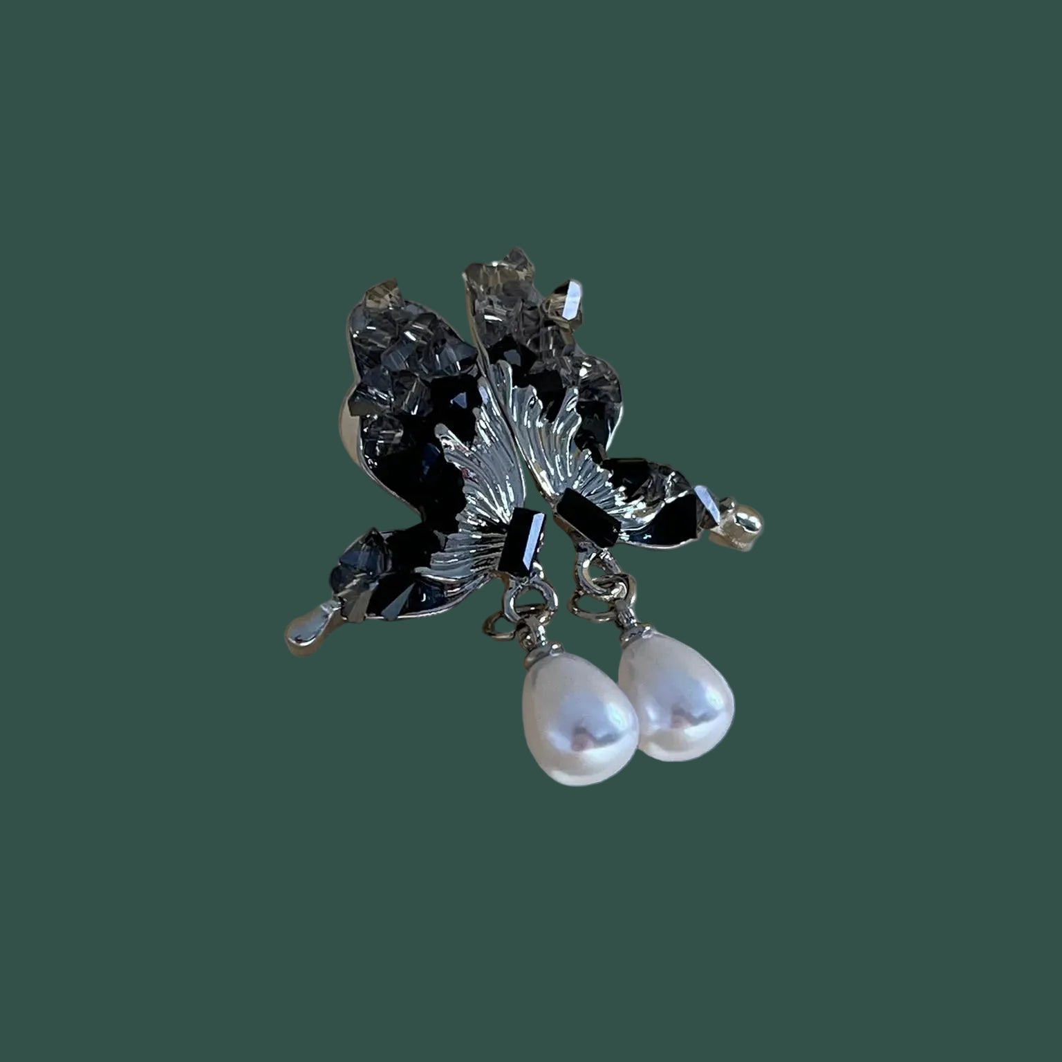 Flutura Black Pearl
